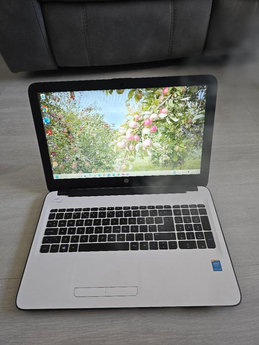 Buy & Sell Broadgreen Knowsley - Photos for HP laptop 15.6