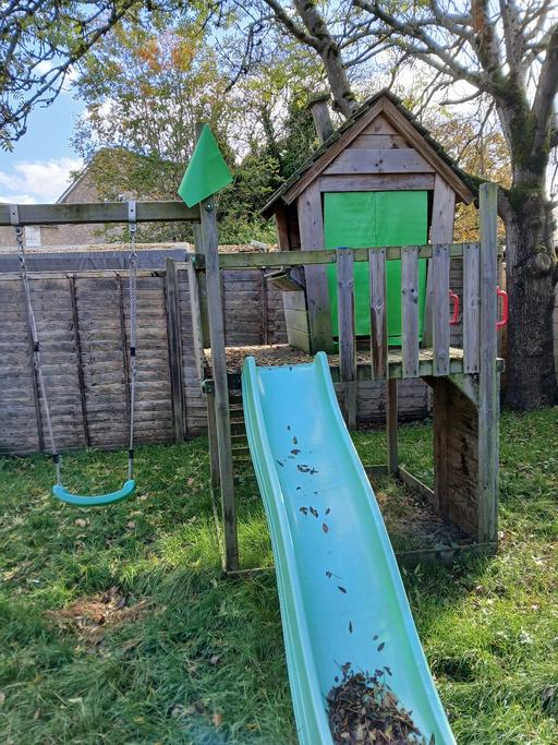Buy & Sell Ockley Mole Valley - Photos for CHILDS WOODEN CLIMBING FRAME