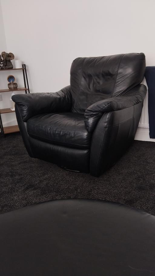 Buy & Sell Marton Blackpool - Photos for recliner swivel chair 