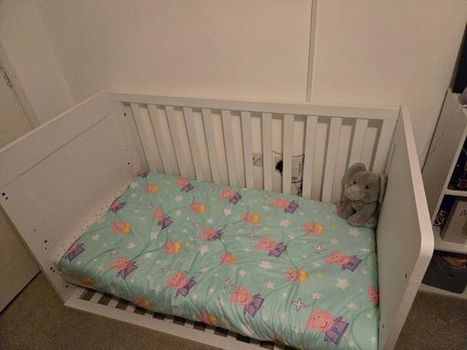 Buy & Sell Hill Top Sandwell - Photos for white cot bed
