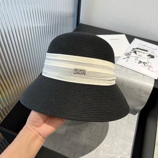 Buy & Sell Watford Three Rivers - Photos for Women’s Dioresort Hat Christmas Gift