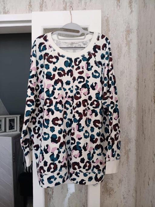Buy & Sell Hornchurch Havering - Photos for leopard print sweatshirt 24