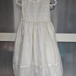 Princess dress & cape TK Maxx 5-6 in CH66 Port for 8.00 for sale | Shpock