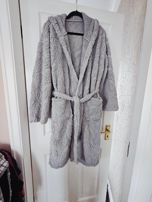 Buy & Sell Newton Doncaster - Photos for Ladies soft feel dressing gown, size 16/18