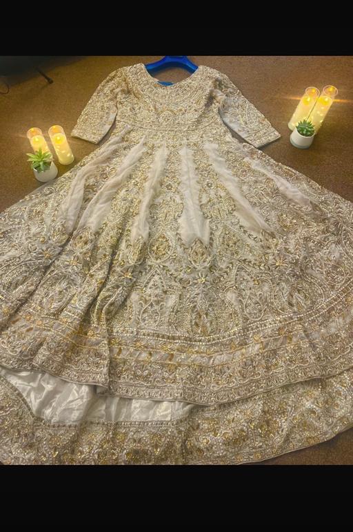 Buy & Sell Forfar Angus - Photos for Gold wedding dress