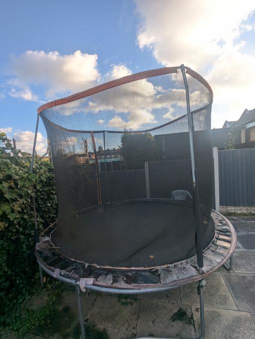 Buy & Sell Yew Tree Estate Sandwell - Photos for Trampoline [8ft] - Collection Only
