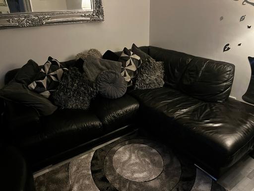 Buy & Sell St Mary Cray South East London - Photos for Leather corner sofa and swivel chair