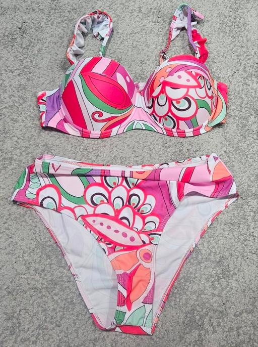 Buy & Sell Weston Point Halton - Photos for Size L (size 12) SHEIN bikini
