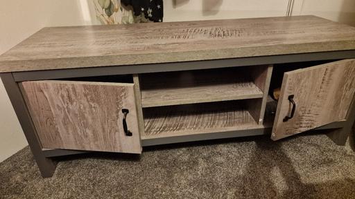 Buy & Sell Worsley Salford - Photos for tv unit