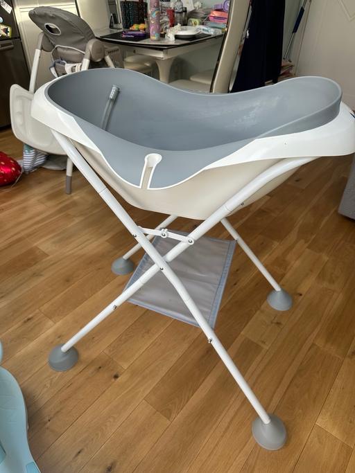 Buy & Sell Gallows Corner East London - Photos for Baby bath with stand Beaba