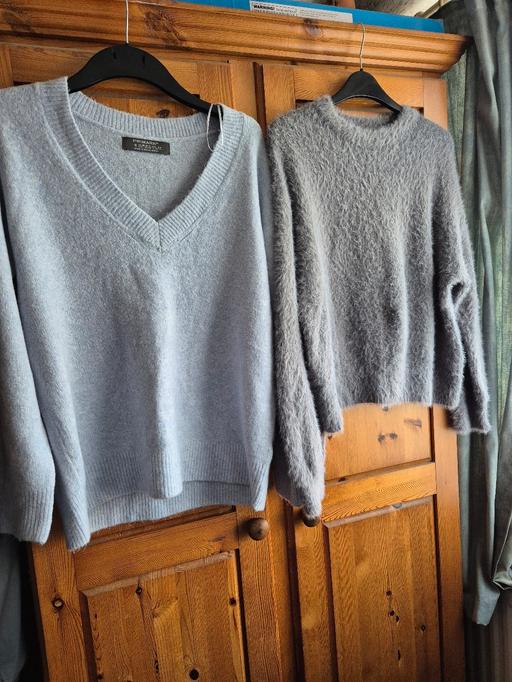 Buy & Sell Becontree East London - Photos for Ladies Jumpers