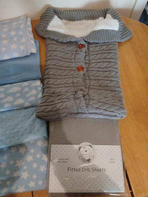 Buy & Sell Reedley Burnley - Photos for baby newborn blanket bundle