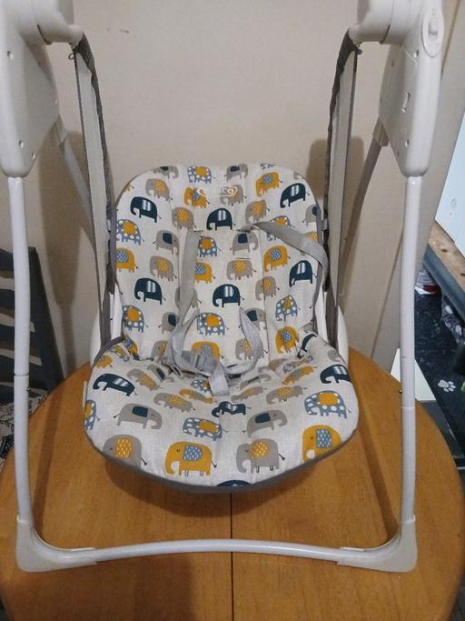 Buy & Sell Reedley Burnley - Photos for fold up swinging chaire newborn