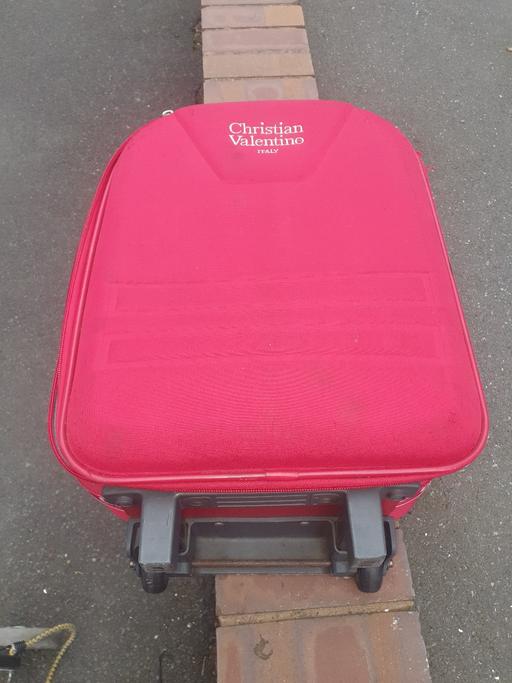 Buy & Sell Gornal Wood Dudley - Photos for Red Cabin Case , Christian Valentino , 2ft .