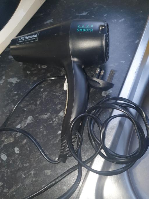 Buy & Sell Gornal Wood Dudley - Photos for Tresemmè 2200 Smooth , Good Condition,