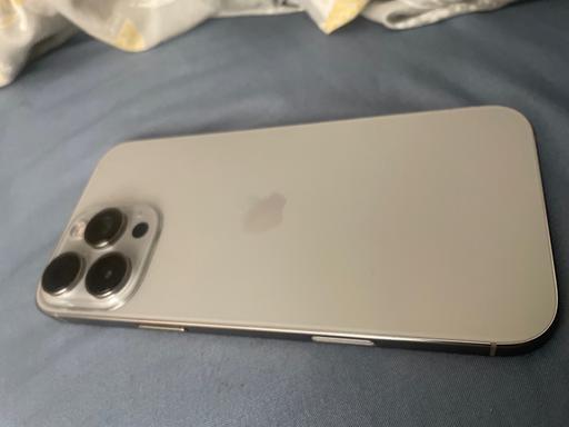 Buy & Sell Castle Green East London - Photos for iPhone 16 pro max