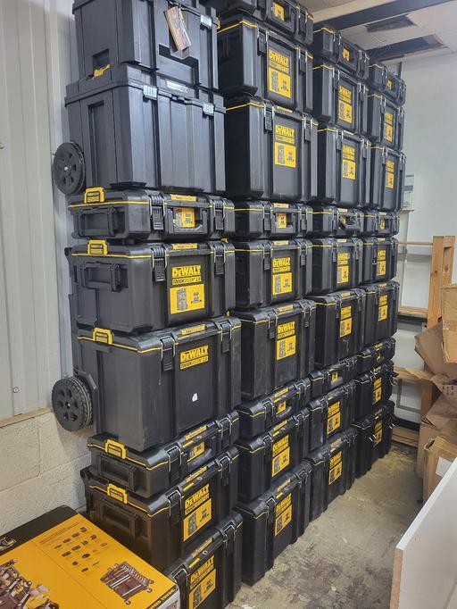 Buy & Sell Yew Tree Estate Sandwell - Photos for Dewalt ToughSystem 2 Storage Tower 3 Pcs