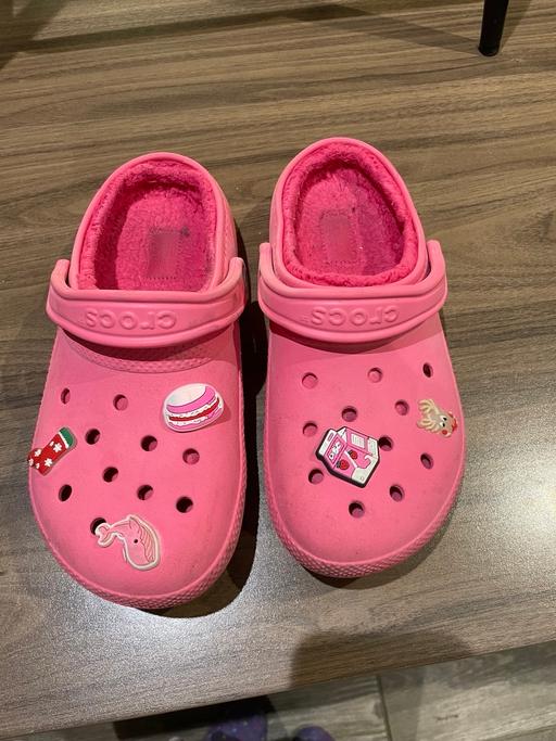 Buy & Sell Dimmingsdale South Staffordshire - Photos for Girls pink fluffy crocs. Size 6