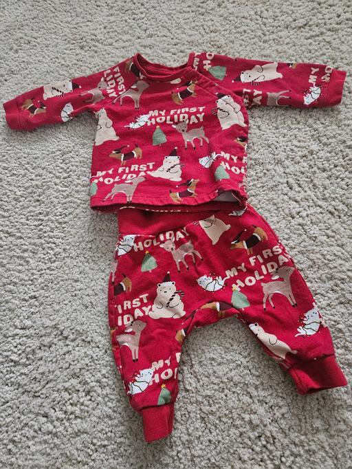 Buy & Sell Weston Point Halton - Photos for 2-4 months H&M Christmas outfit
