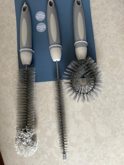 Buy & Sell Dovecot Knowsley - Photos for 3 pack, multi use scrub brushes. Heavy duty.