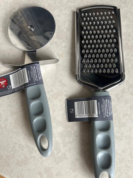 Buy & Sell Broadgreen Knowsley - Photos for Pizza wheel or hand grater. Stainless steel