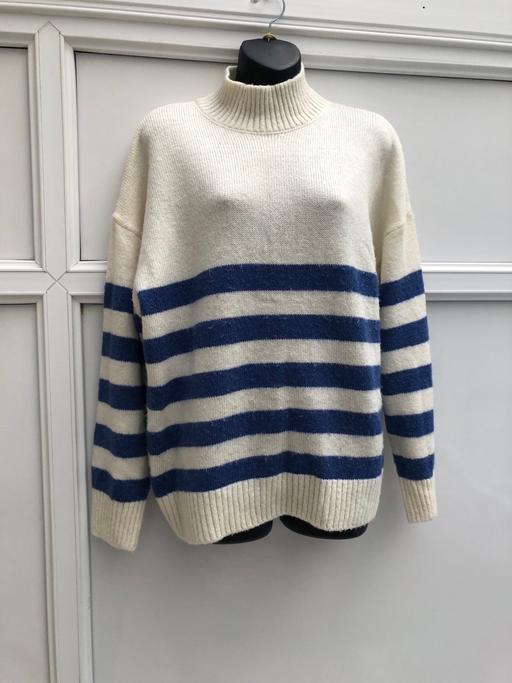 Buy & Sell Cradley Heath Sandwell - Photos for (Size L) Jumper (used condition)