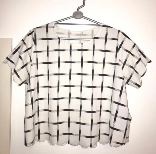 Buy & Sell Abington West Northamptonshire - Photos for Black & White Patterned Top