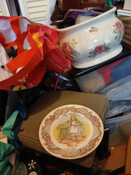 Buy & Sell Netherton Dudley - Photos for Alice in wonder land plate