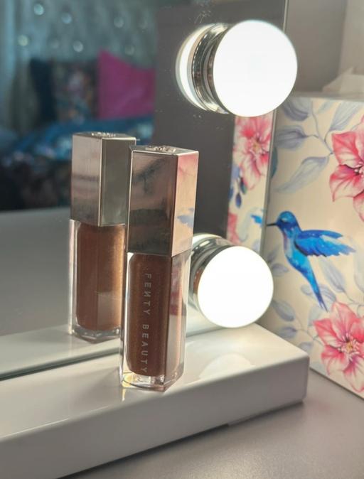 Buy & Sell Edge Hill Liverpool - Photos for Fenty Beauty Lip Gloss