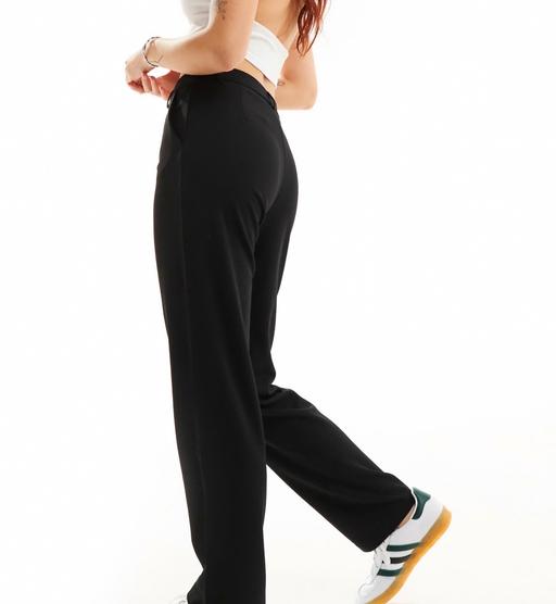 Buy & Sell Abington West Northamptonshire - Photos for Black Straight Leg Trousers