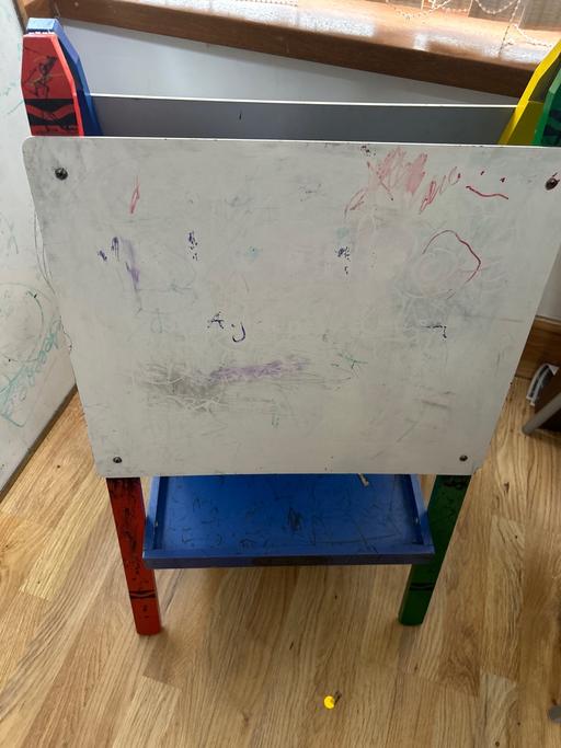 Classes Yardley Birmingham - Photos for Kids easal easel whiteboard blackboard