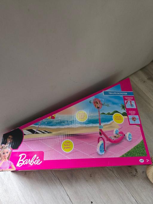 Buy & Sell Old Ford East London - Photos for New barbie Scooter in box