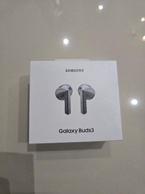 Buy & Sell Norbury South West London - Photos for samsung Galaxy buds 3 brand new unopened!