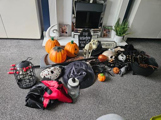 Buy & Sell Newport Telford and Wrekin - Photos for Halloween bundle