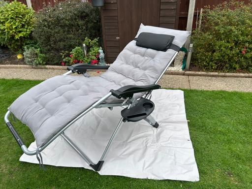 Buy & Sell Moxley Walsall - Photos for RECLINING GARDEN CHAIR
