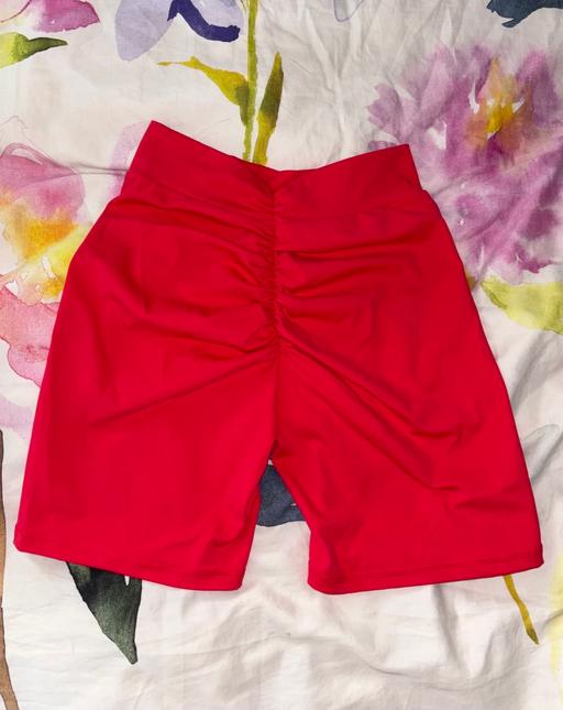 Buy & Sell Northampton West Northamptonshire - Photos for Red Cycling Shorts