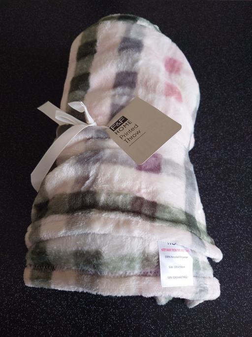 Buy & Sell Woodthorpe Charnwood - Photos for F&F home printed throw