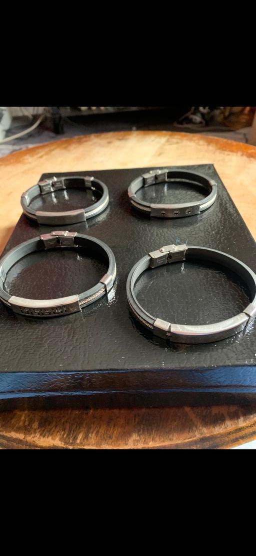 Buy & Sell Quine`s Hill Douglas - Photos for Unisex bracelets