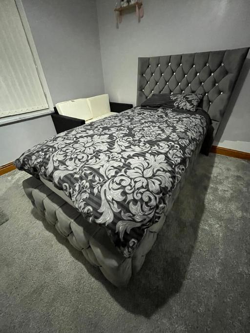 Buy & Sell Westtown Kirklees - Photos for Chesterfield Single Bed