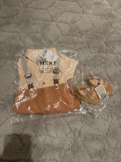 Buy & Sell Shoreditch North London - Photos for Boys short set and shoes