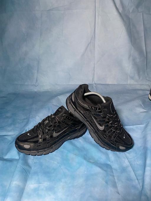 Buy & Sell Worsthorne Burnley - Photos for Nike trainers