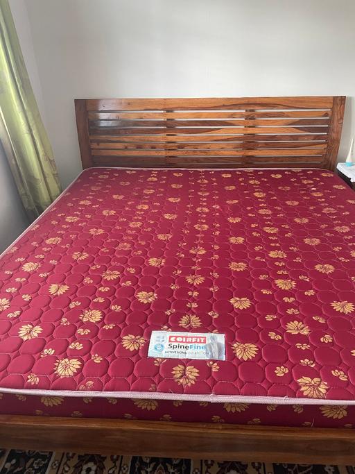 Buy & Sell Windsor Castle Windsor and Maidenhead - Photos for King Size Bed Sheesham Wood
