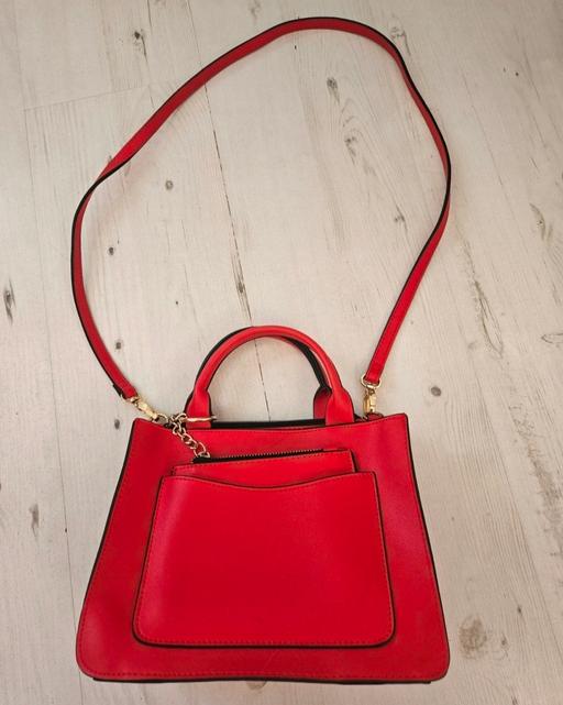 Buy & Sell Weston Point Halton - Photos for PRIMARK red bag