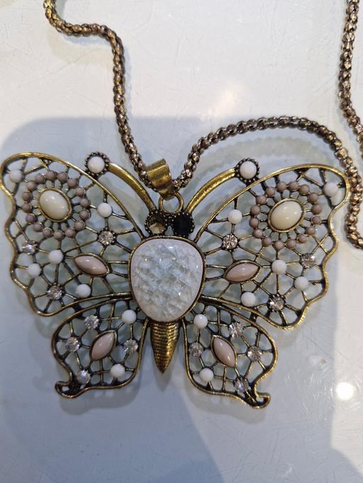 Buy & Sell Liverpool Knowsley - Photos for vintage gold Tone butterfly necklace