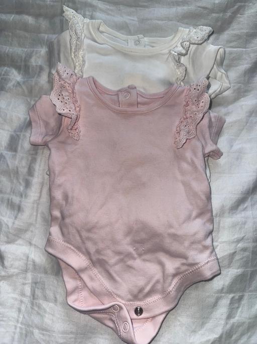 Buy & Sell Newhall Street Birmingham - Photos for Pink & white vest