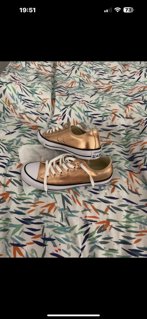 Buy & Sell Edgeley Stockport - Photos for Genuine converse all star low trainers, 6.5