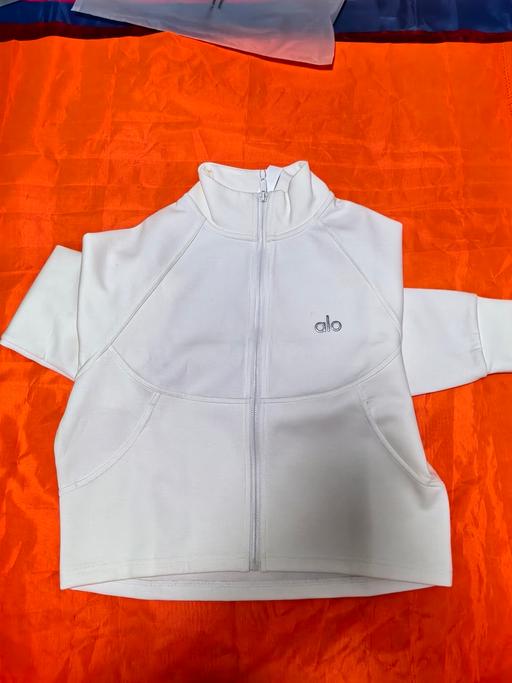 Buy & Sell Seven Kings East London - Photos for Alo yoga jacket