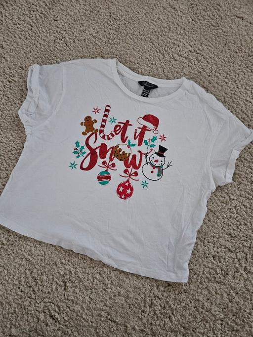 Buy & Sell Weston Point Halton - Photos for Age 12-13 NEW LOOK Christmas cropped tshirt