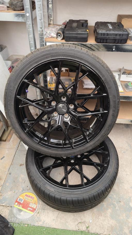 Vehicles Kidderminster Wyre Forest - Photos for Volkswagen 19' wheels with tyres