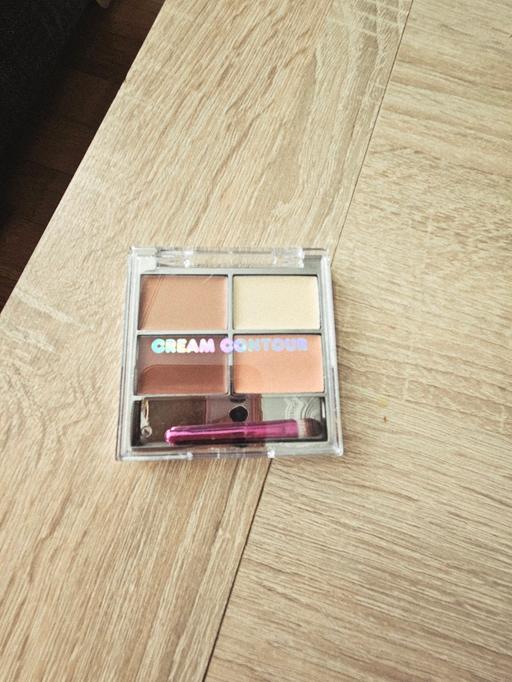 Buy & Sell Newton Doncaster - Photos for Contour/ concealers with brush..NEW